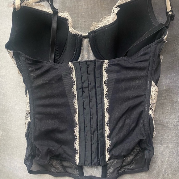 Vintage black & cream lace Jezebel bustier hook & eye corset lingerie top 34C 🖤 - Picture 13 of 15